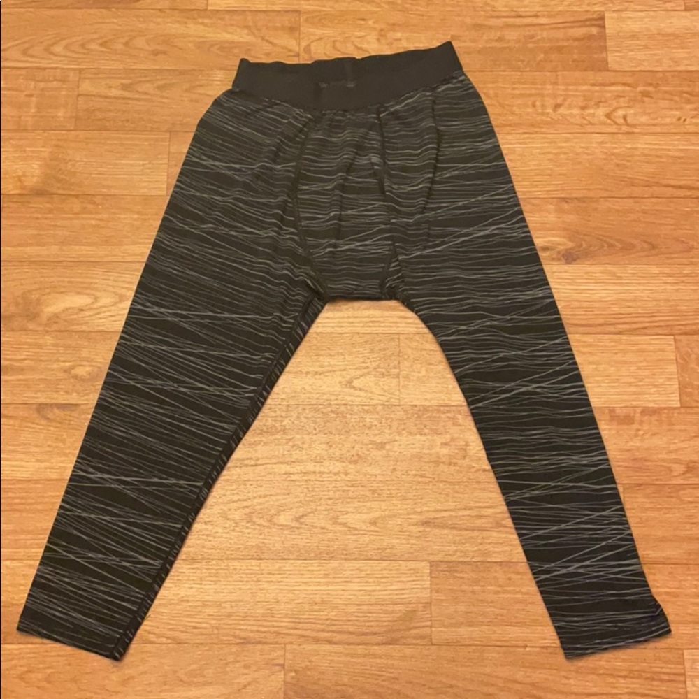 Men’s Hyperform Compression Calf Length Tights.